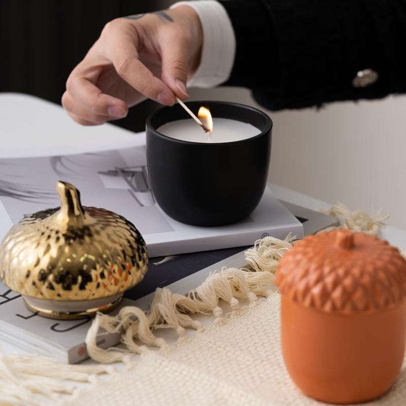 Wholesale autumn filbert acorn ceramic candle jar manufacturer
