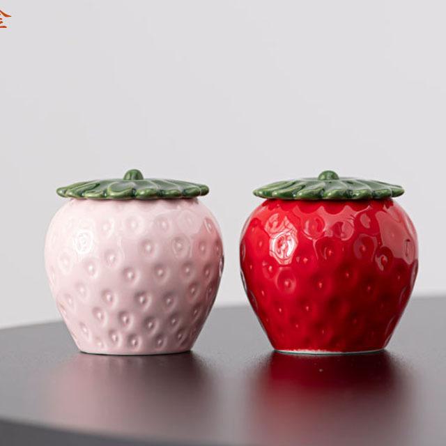 wholesale ceramic strawberry candle jars vessels red green