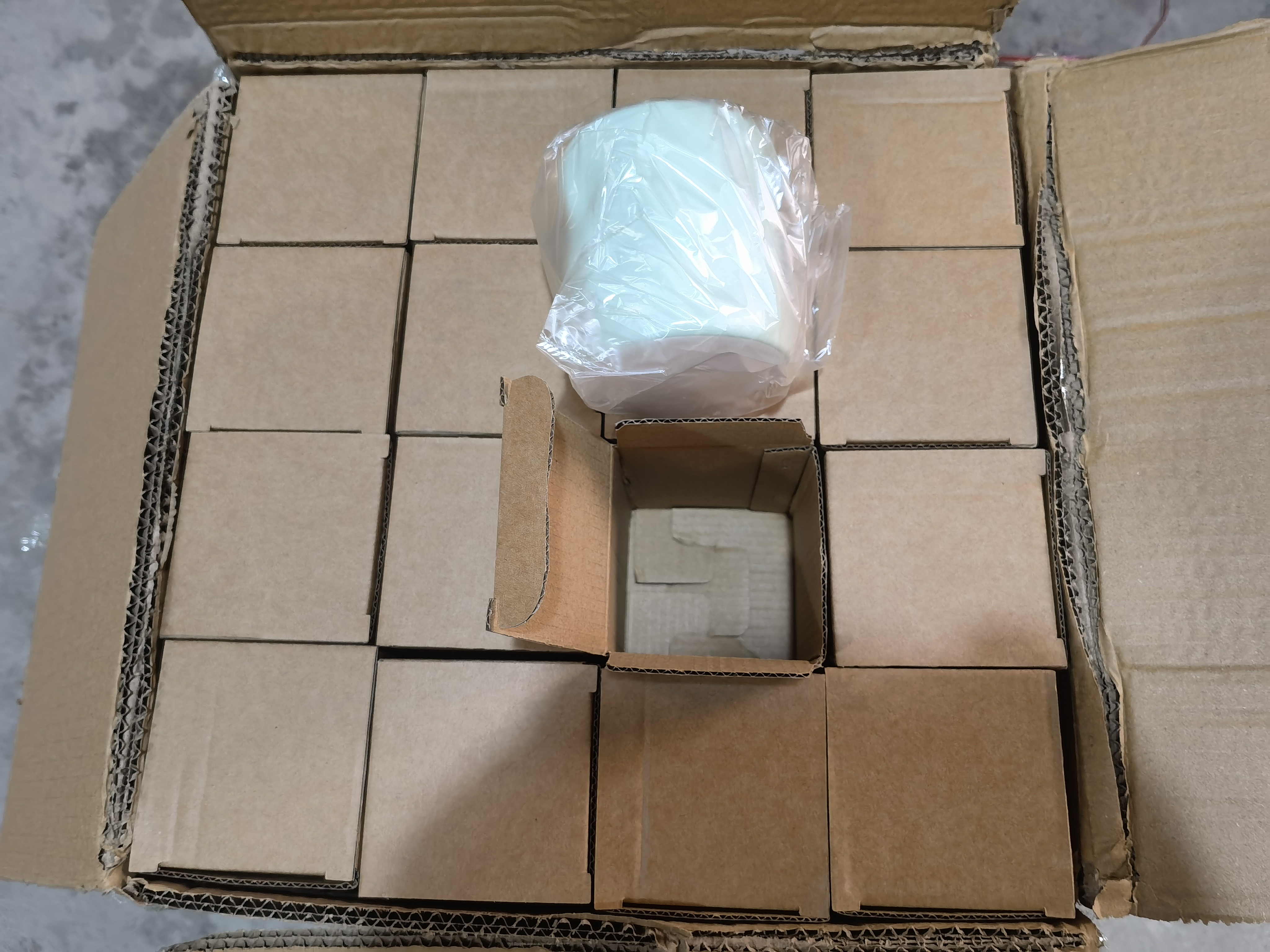 How B2B Buyers Can Reduce Candle Jar Damage in Transit